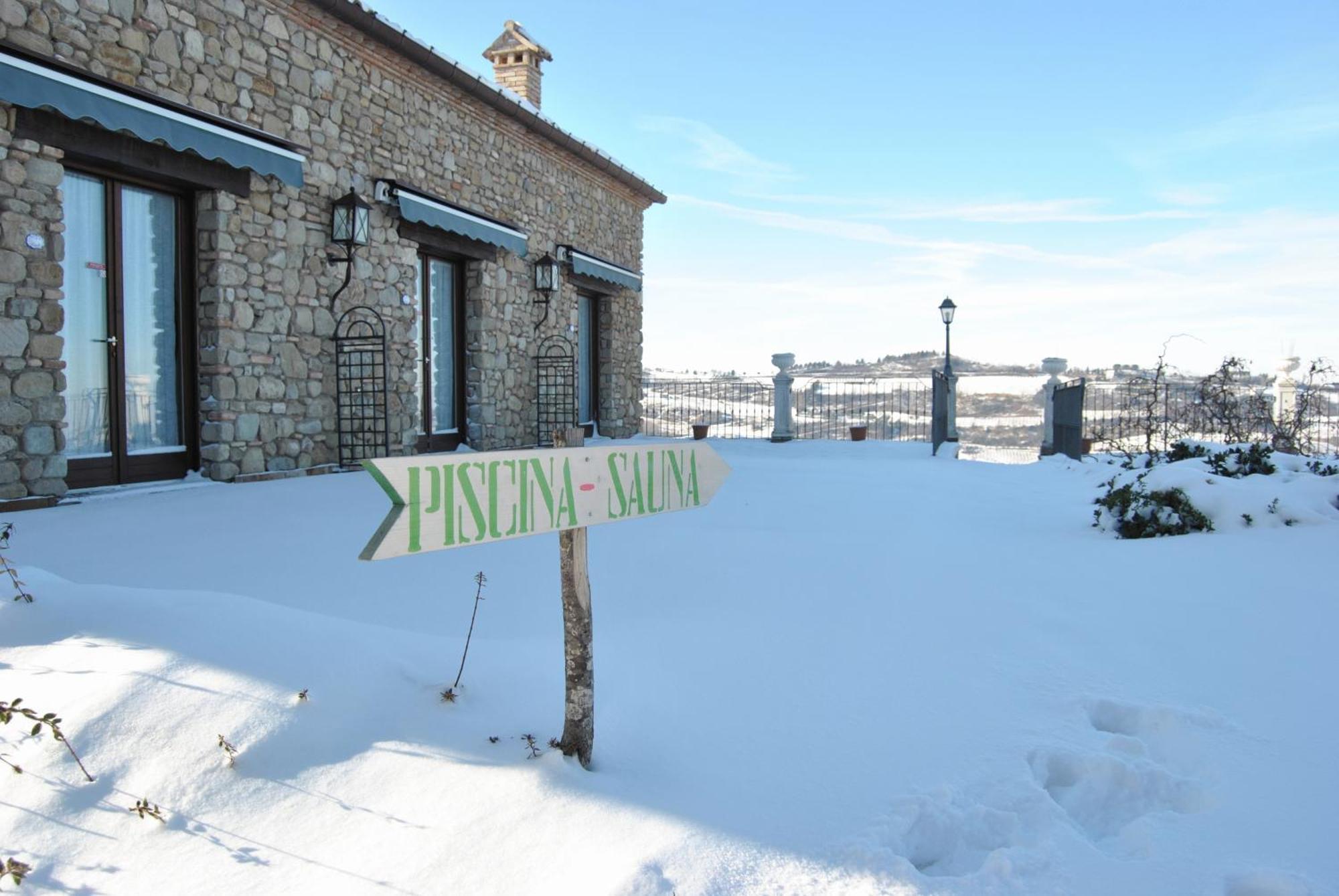 I Quattro Passeri Country House Santa Paola Екстериор снимка